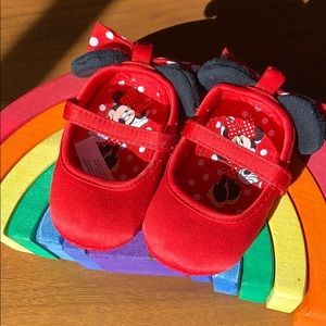 Disney Minnie Crib Shoes EUC 3-6 month